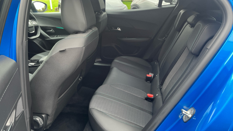 Peugeot 2008 1.2 PureTech 130 Allure Premium+ 5dr Petrol Estate